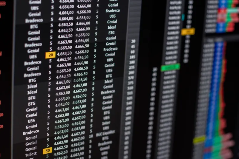 Who's Setting the Line? How Old-School Oddsmakers Stack Up Against On-Chain Pricing Engines